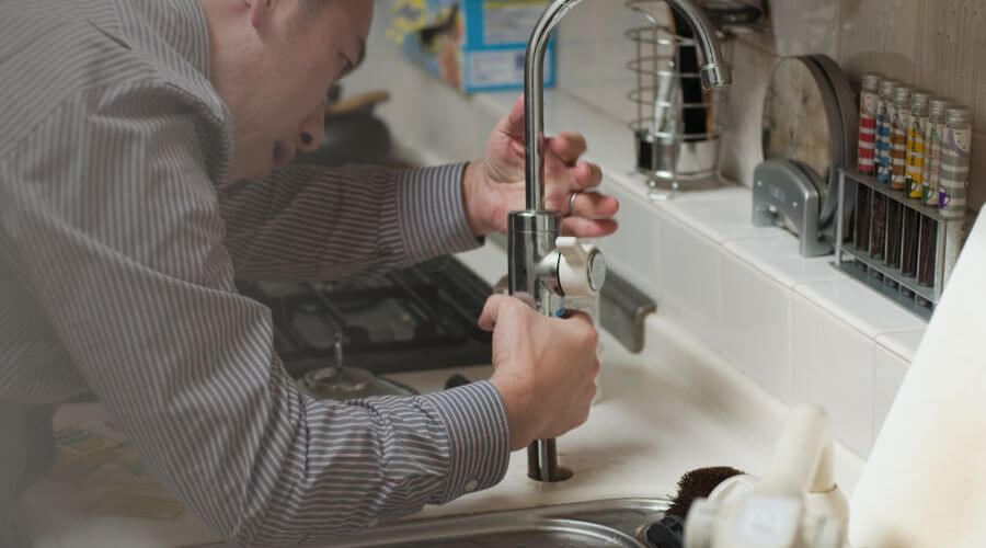 Local expert plumbing services in Pontiac, MO